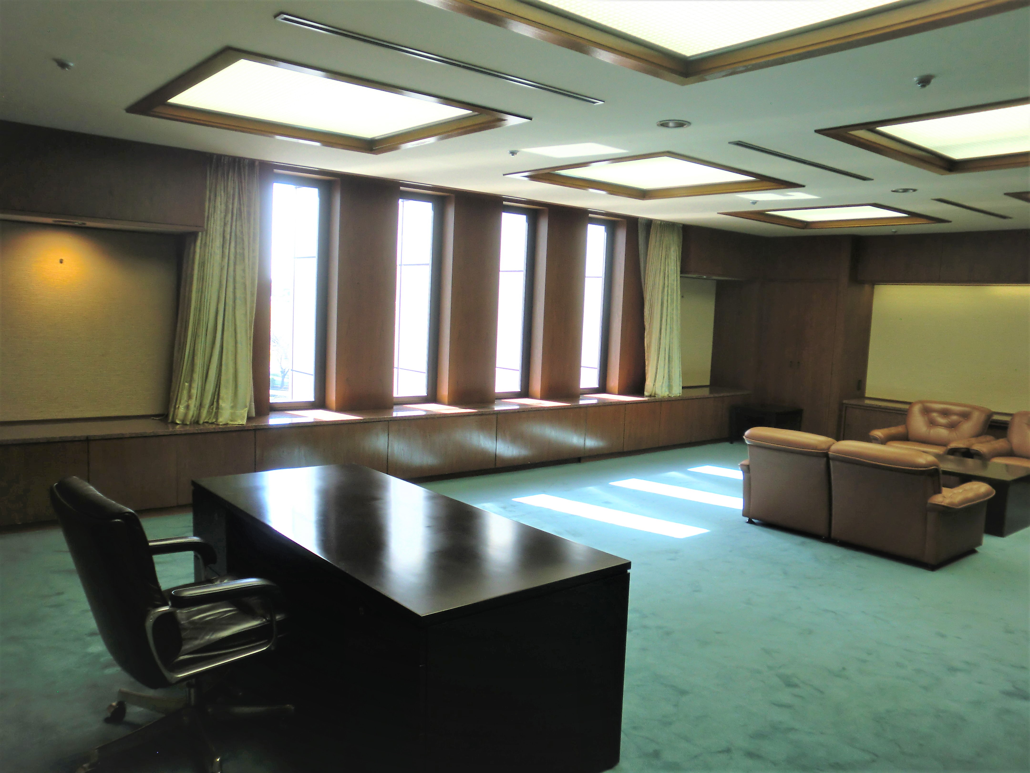 ロケーションレンタル Trc 重厚感ある社長室 東京都 ロケ地検索なら第一ビルディング